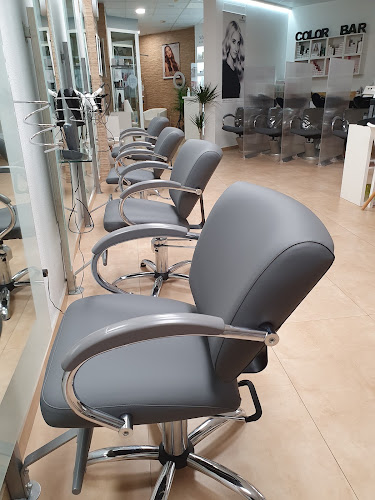 Karol Hair & Beauty — Peluquería