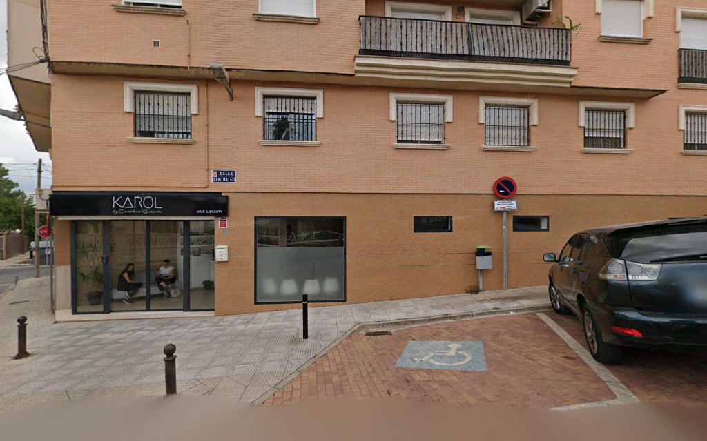 Karol Hair & Beauty